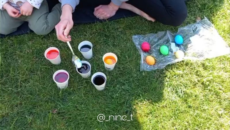 bunt gefärbte Eier